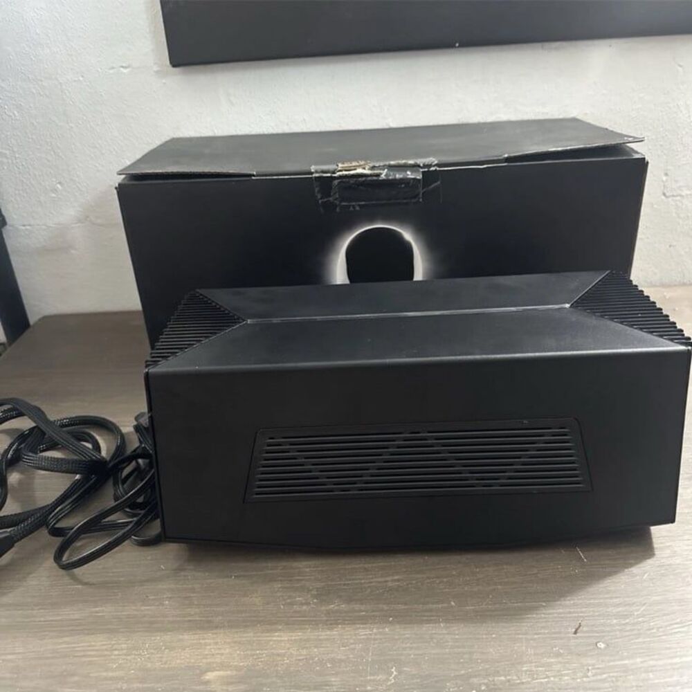 Mint Condition - Dell Alienware Graphics Amplifier Z01G External GPU 460W